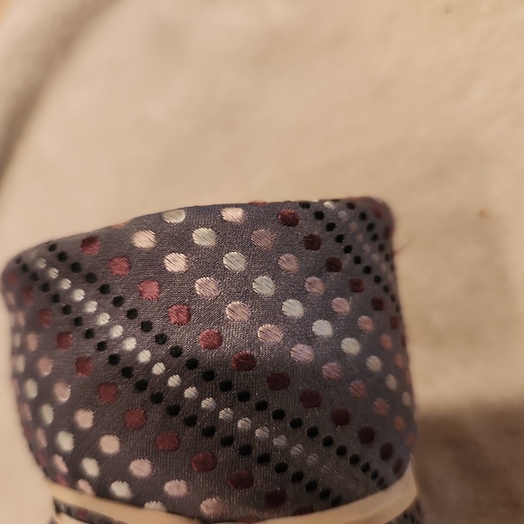 Geoffrey Beene polka dot tie - Picture 5 of 5